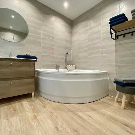Holiday home - Les Pierres D'alexandre *