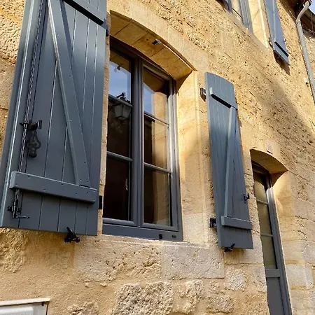 - Les Pierres D'alexandre Semesterbostad *