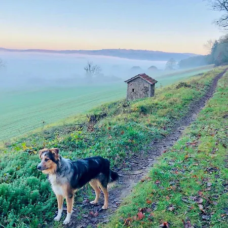 - Les Pierres D'alexandre Semesterbostad *