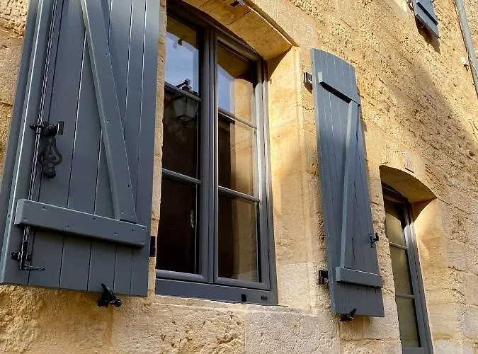 - Les Pierres D'alexandre Holiday home *